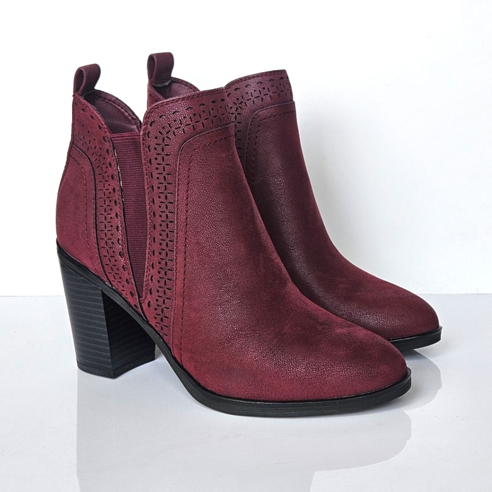 MIA Burgundy Red‎ Sutton Chelsea Heeled Ankle Bootie Size 6 New
